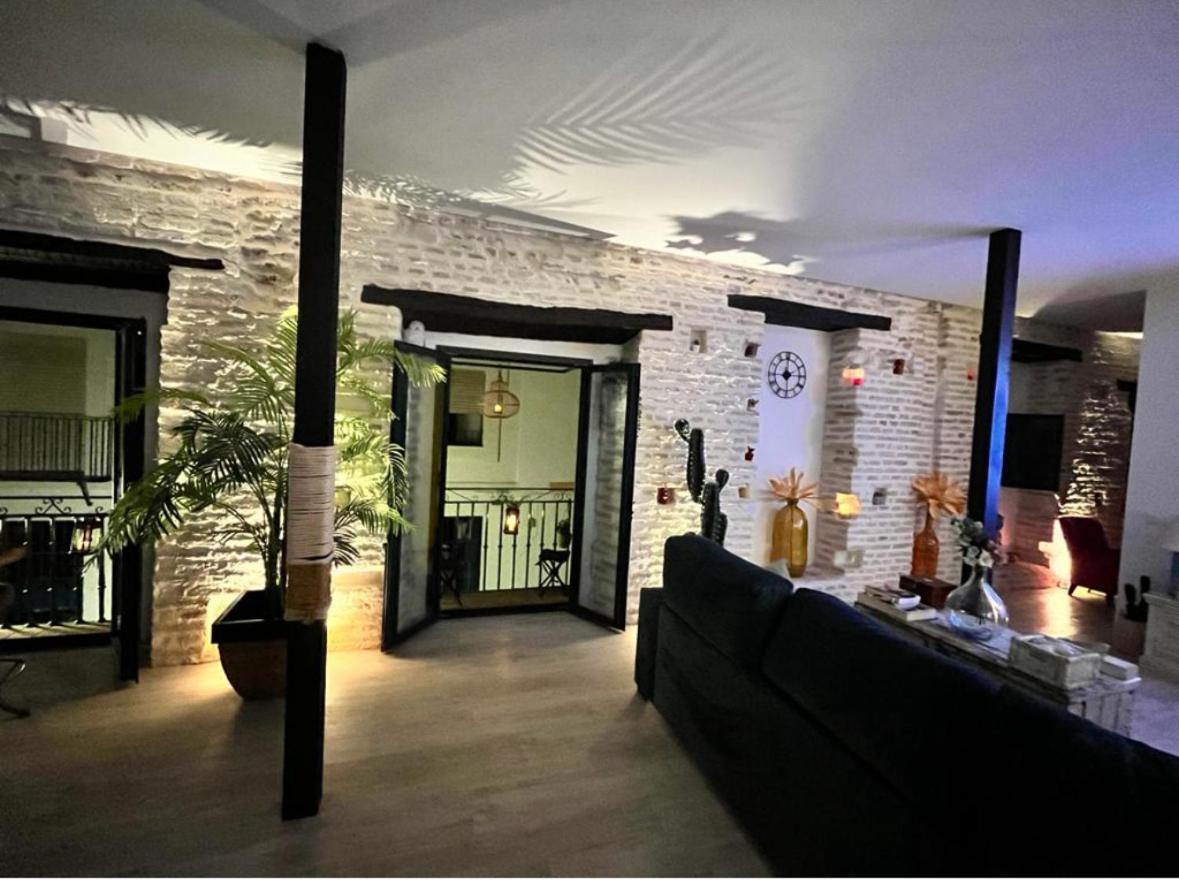 Casa Duque Compartida Familiar 2- Habitacion Bano Propio Sevilla Buitenkant foto